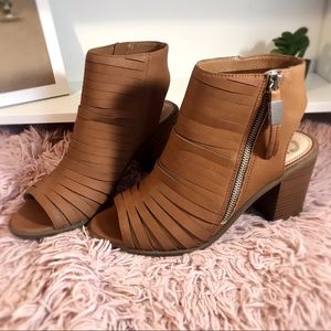 Dark Tan High heeled boots